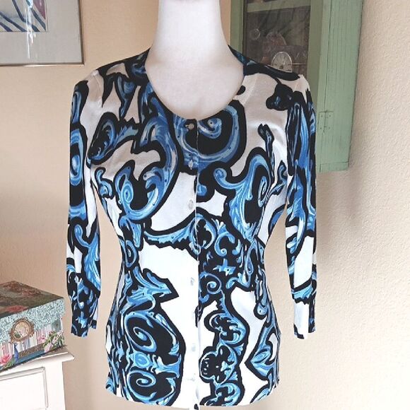 Cyrus Blue and Black 3/4 Sleeve Sweater - Picture 2 of 14